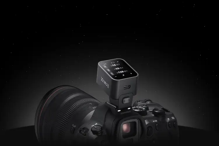 GODOX X3 TTL wireless flash trigger enhances photography with intuitive control, vivid display, and fast charging.