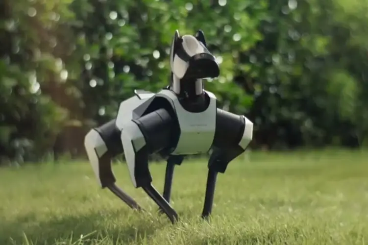 Xiaomi Cyber Dog 2 combines friendly design, high-spec performance, and advanced mobility for a versatile robotic companion.