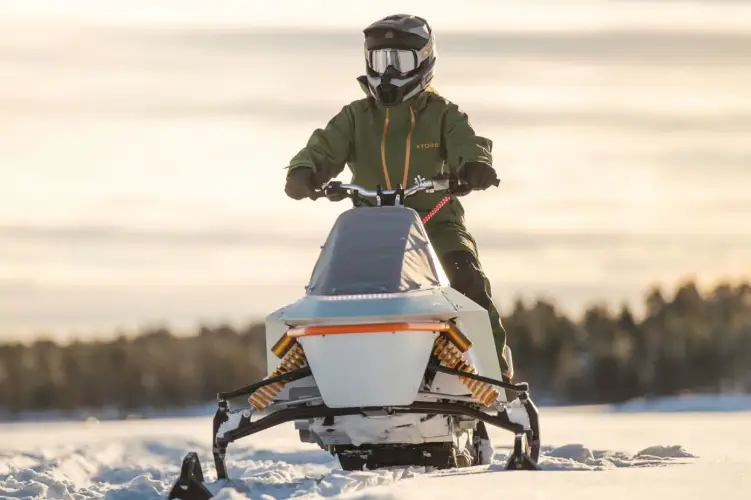 Vidde Alfa Electric Snowmobile offers sustainable, powerful, and silent winter exploration with quick charging and impressive towing.